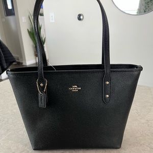 Brand new (NWT) Coach mini zip top tote